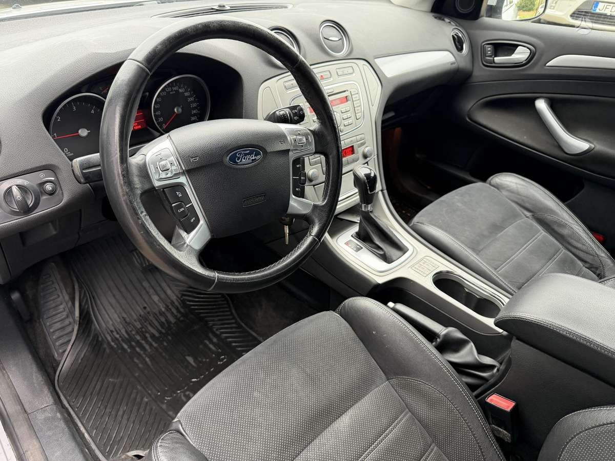 Ford Mondeo, 2.0 l., hatchback