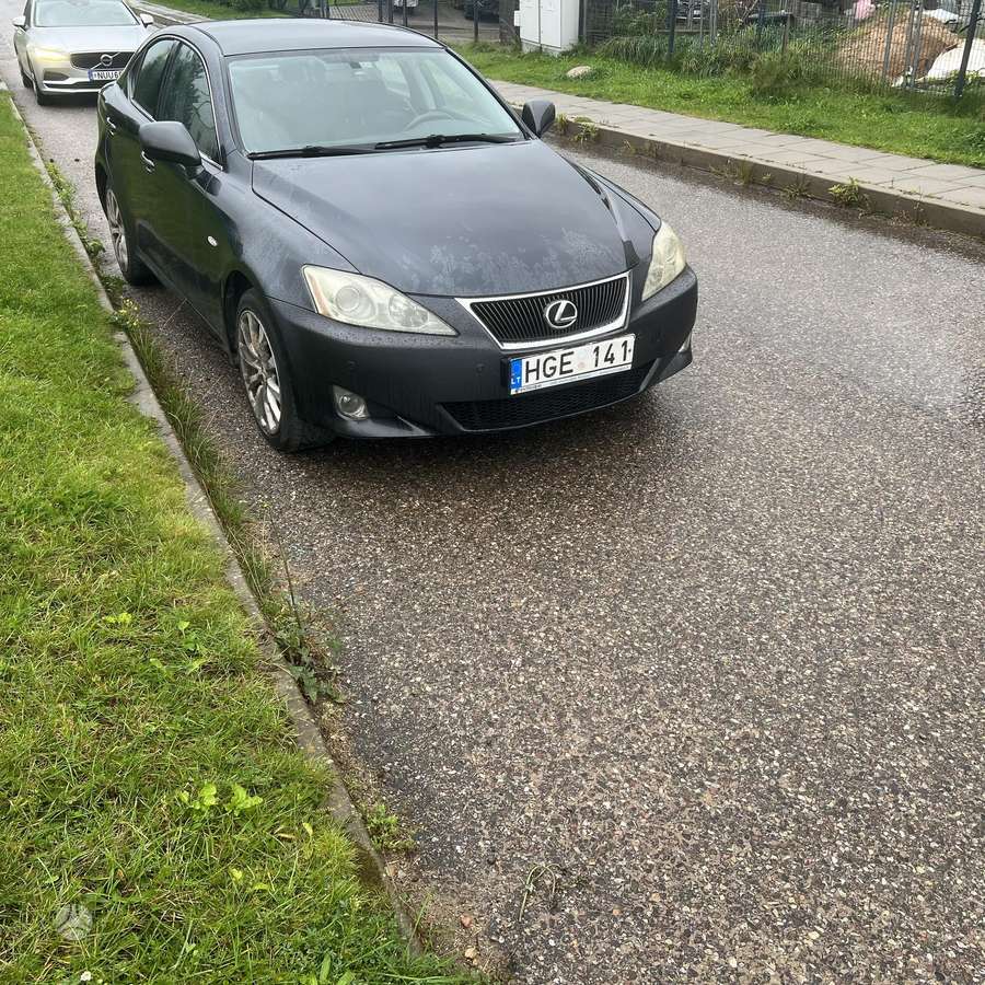 Lexus IS 220 - 3