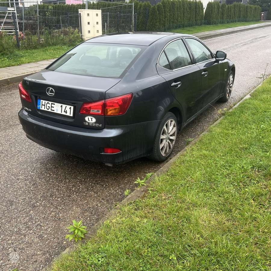 Lexus IS 220 - 4