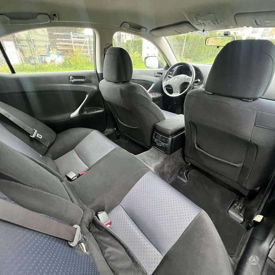 Lexus IS 220 - 5