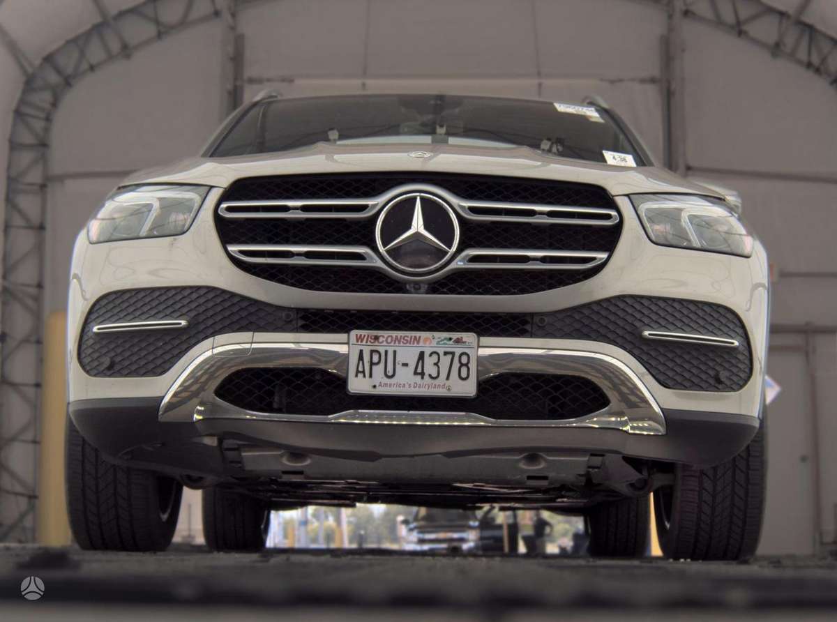 Mercedes-Benz GLE350 - 4