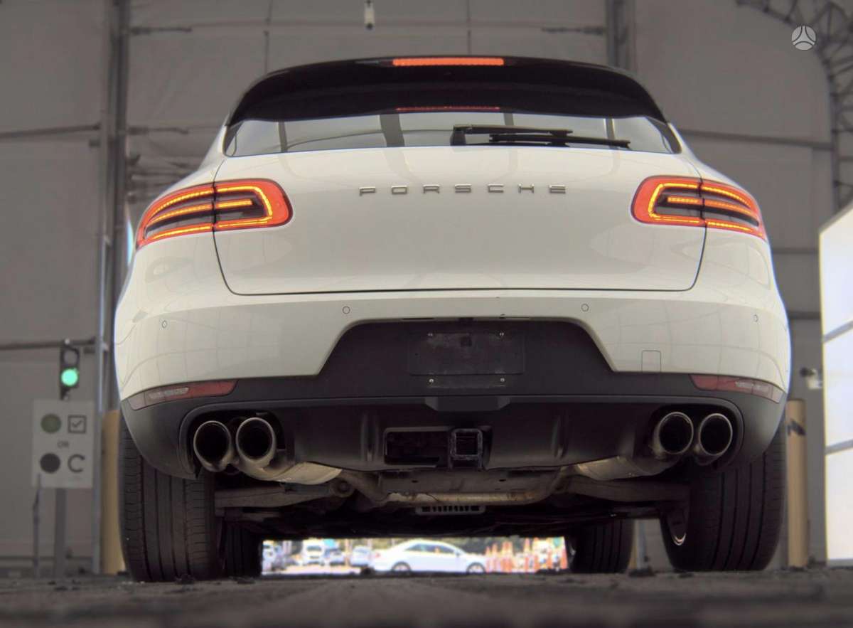 Porsche Macan - 7