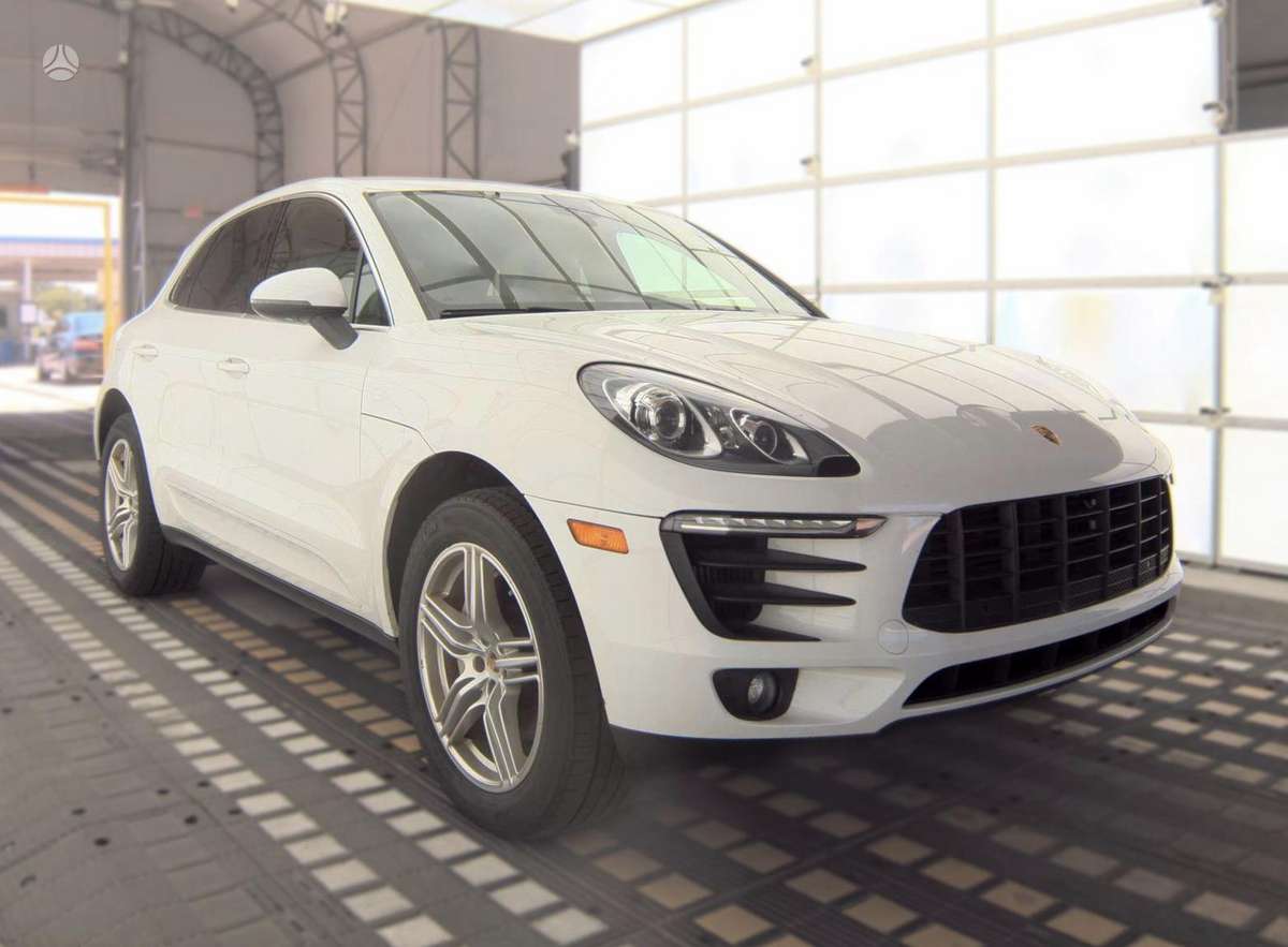 Porsche Macan - 3