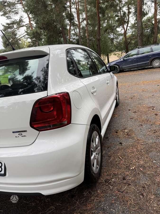 Volkswagen Polo - 4