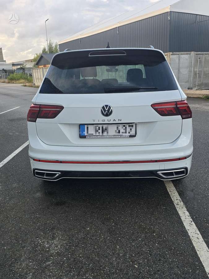 Volkswagen Tiguan - 5