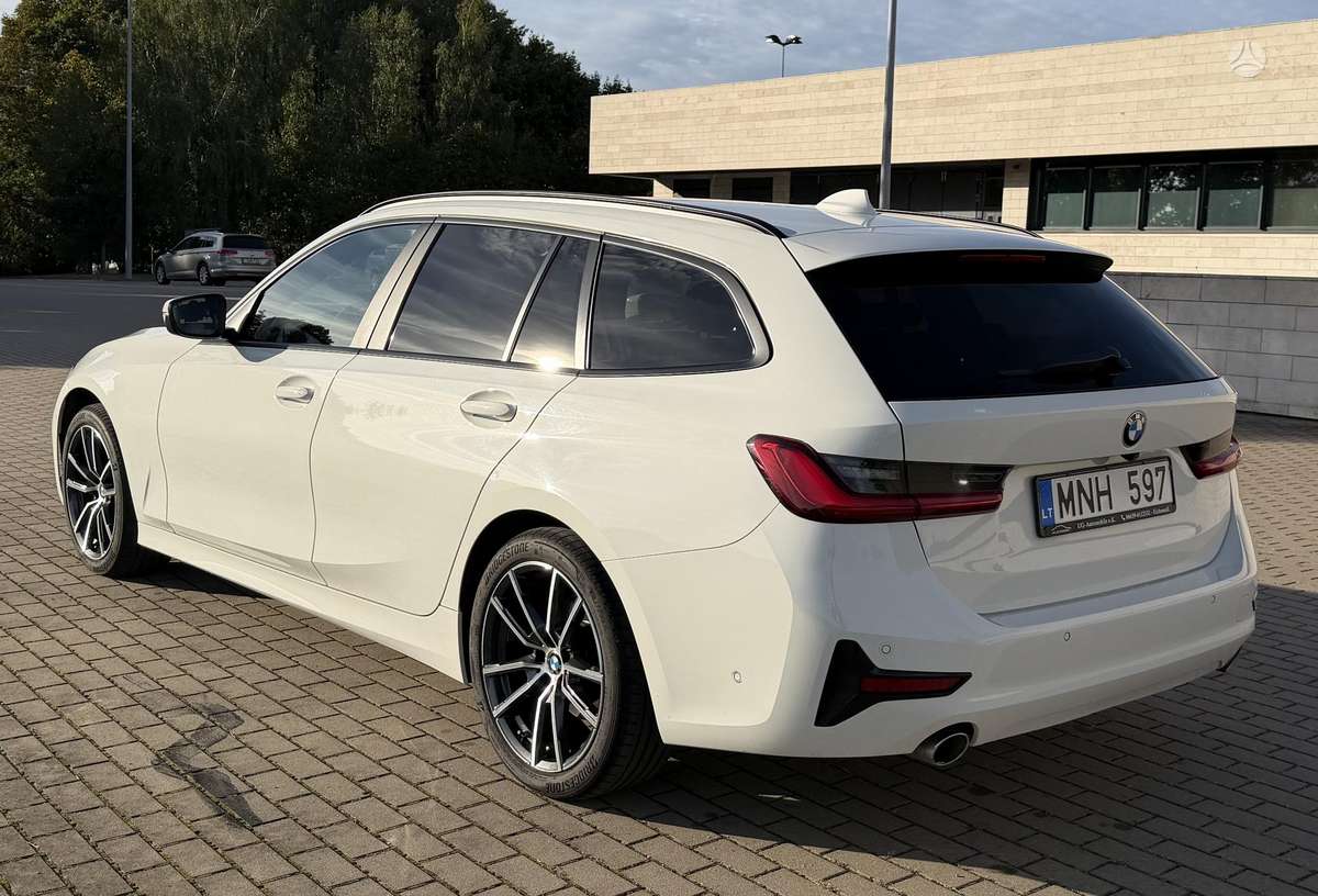 BMW 318 - 4