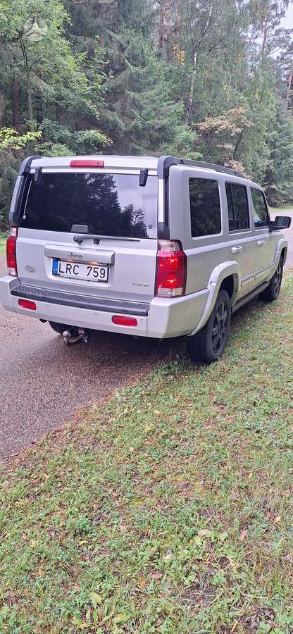 Jeep Commander - 3