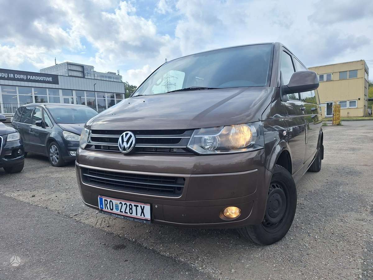 Volkswagen Caravelle - 4