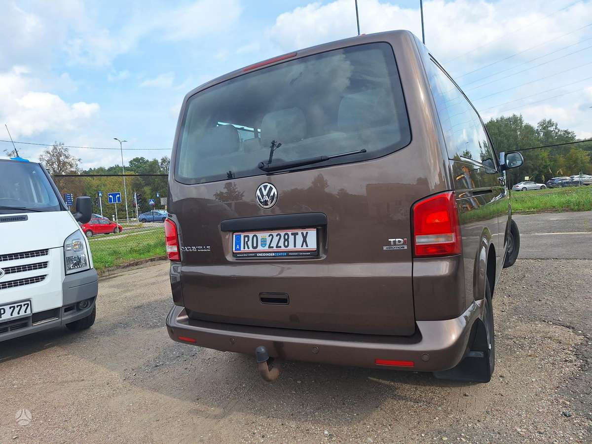 Volkswagen Caravelle - 6