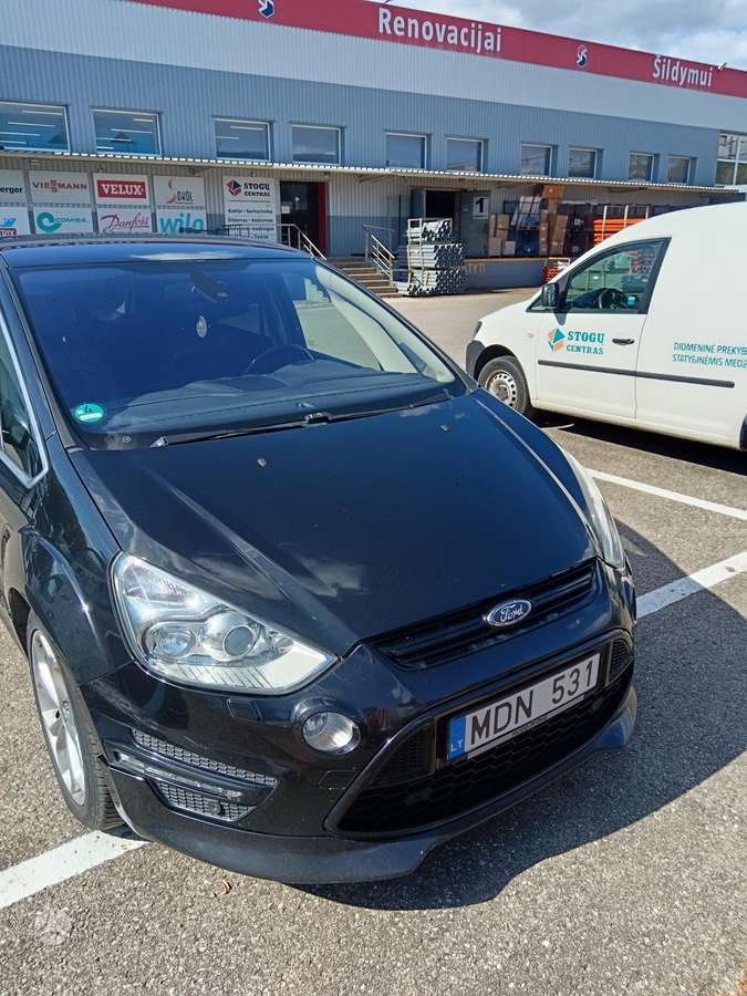 Ford S-MAX - 4