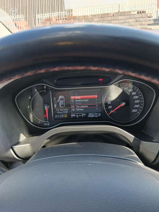Ford S-MAX - 10