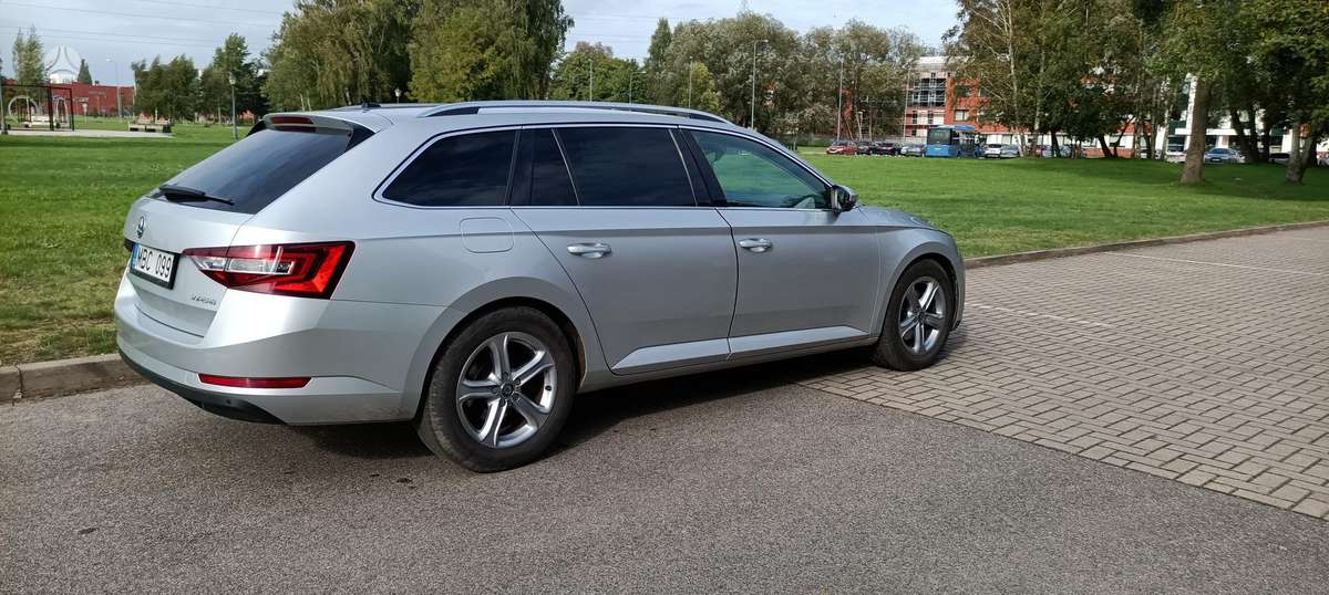 Škoda Superb - 1