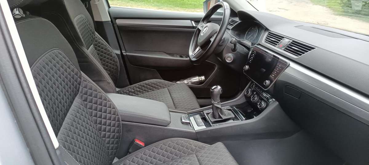 Škoda Superb - 10