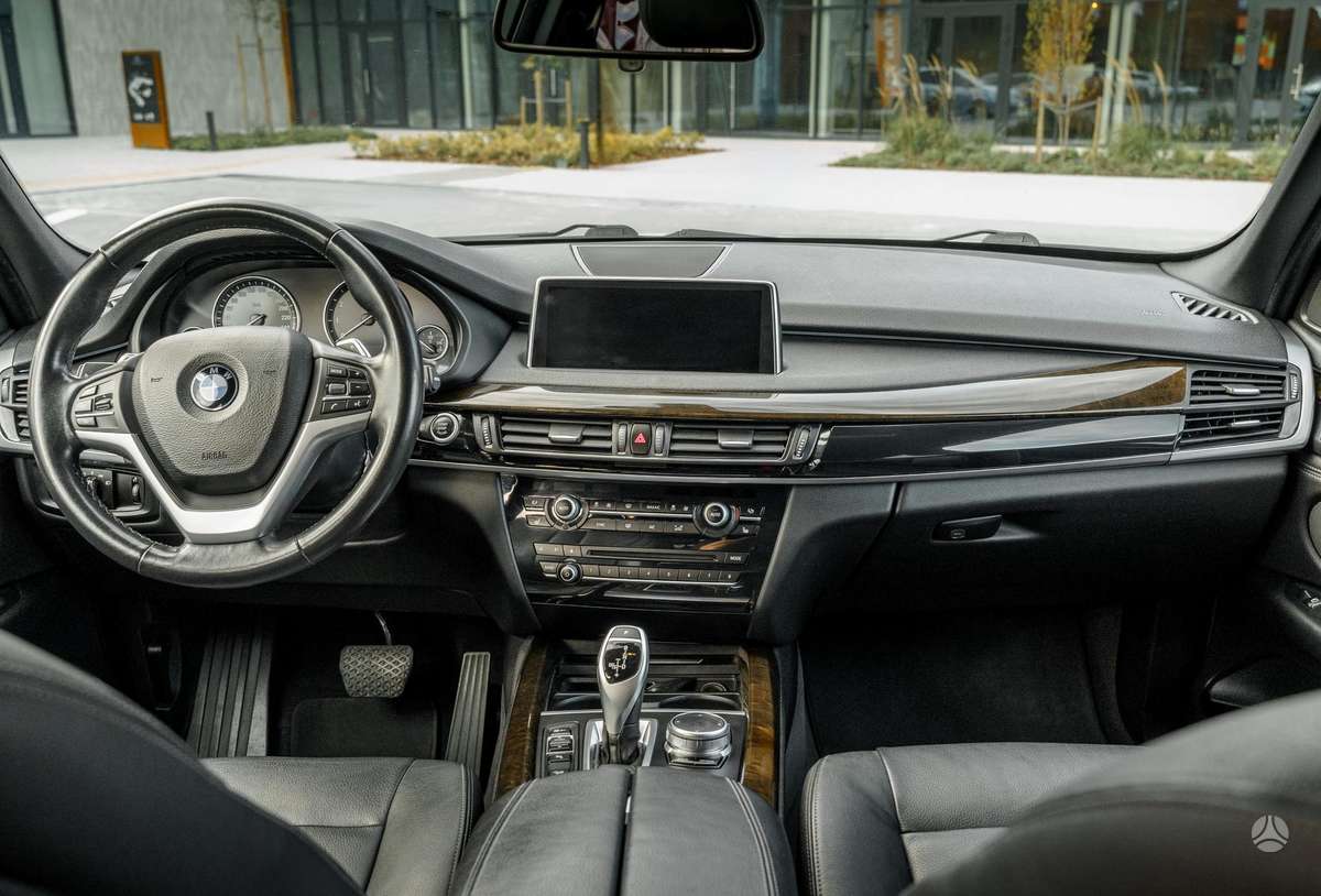 BMW X5 - 12