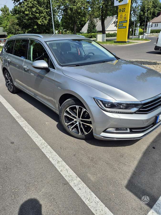 Volkswagen Passat - 9