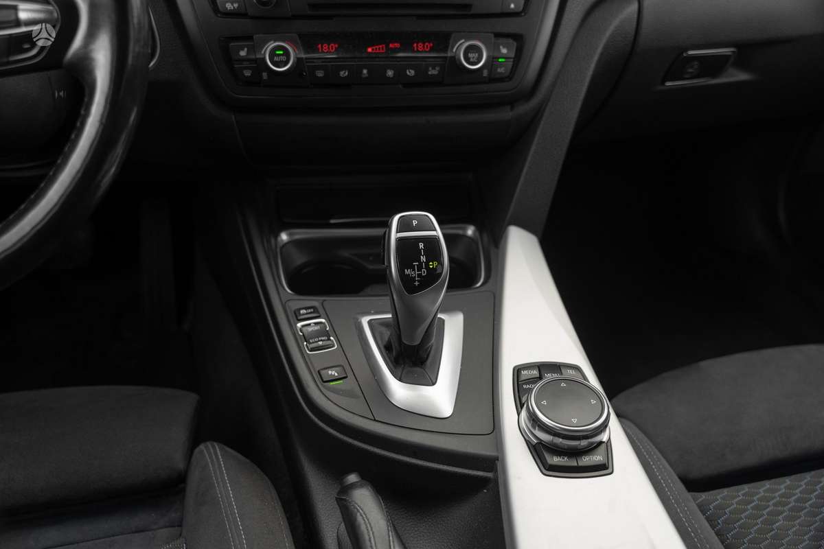 BMW 320, 2.0 l., universalas