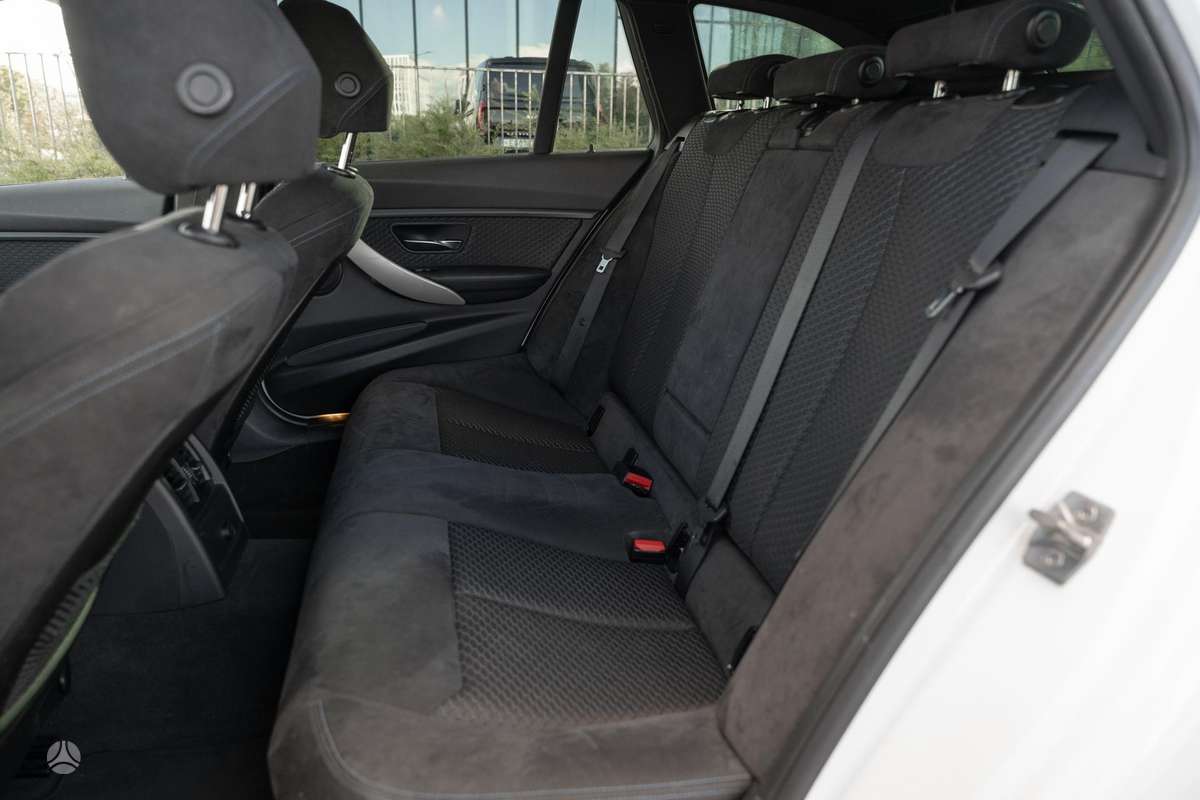 BMW 320, 2.0 l., wagon