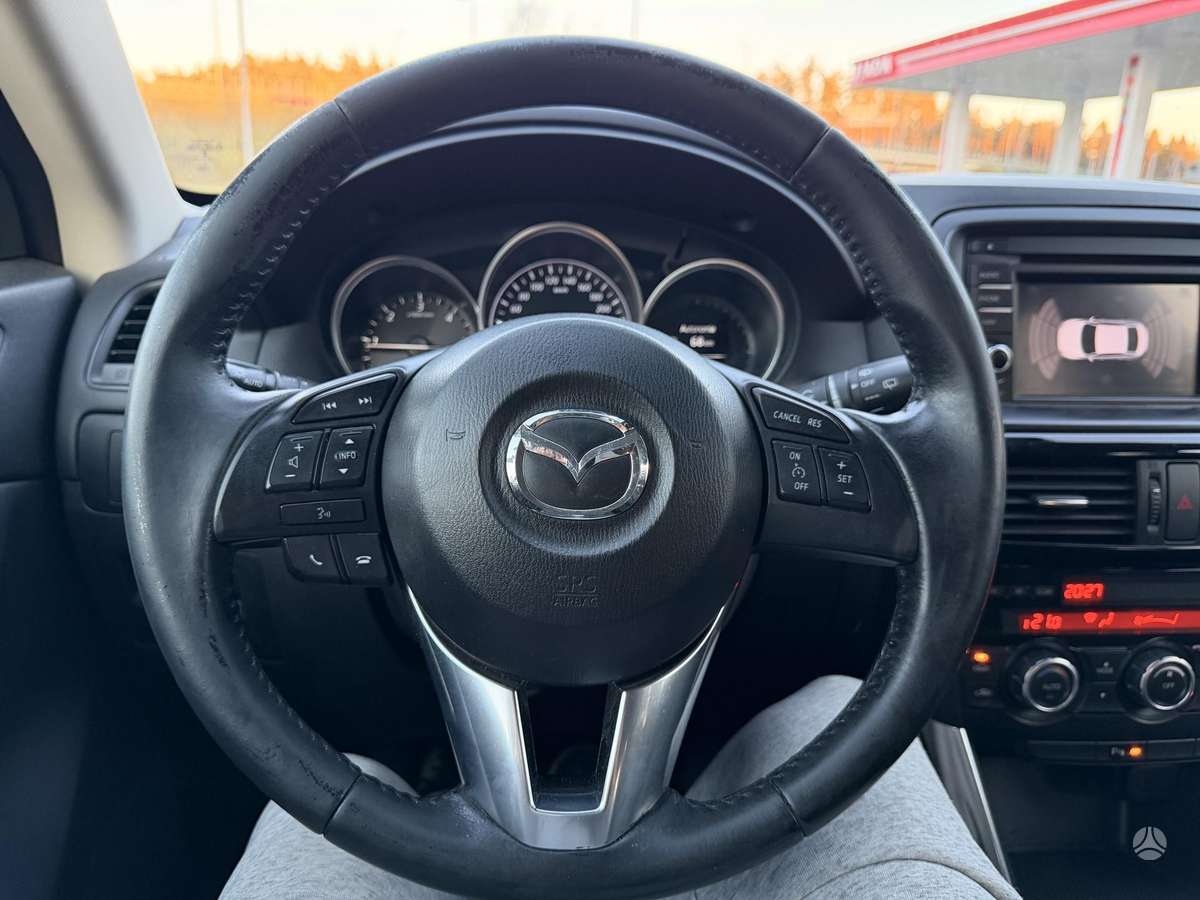 Mazda CX-5, 2.2 l., off-road / crossover