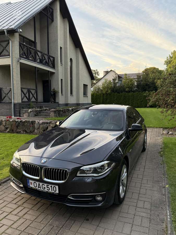 BMW 535, Седан