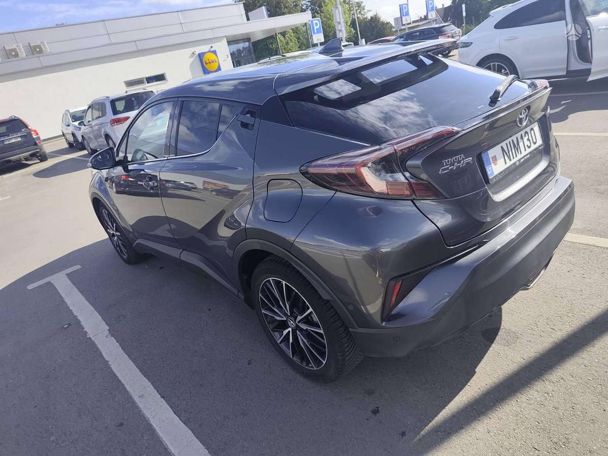 Toyota C-HR - 3