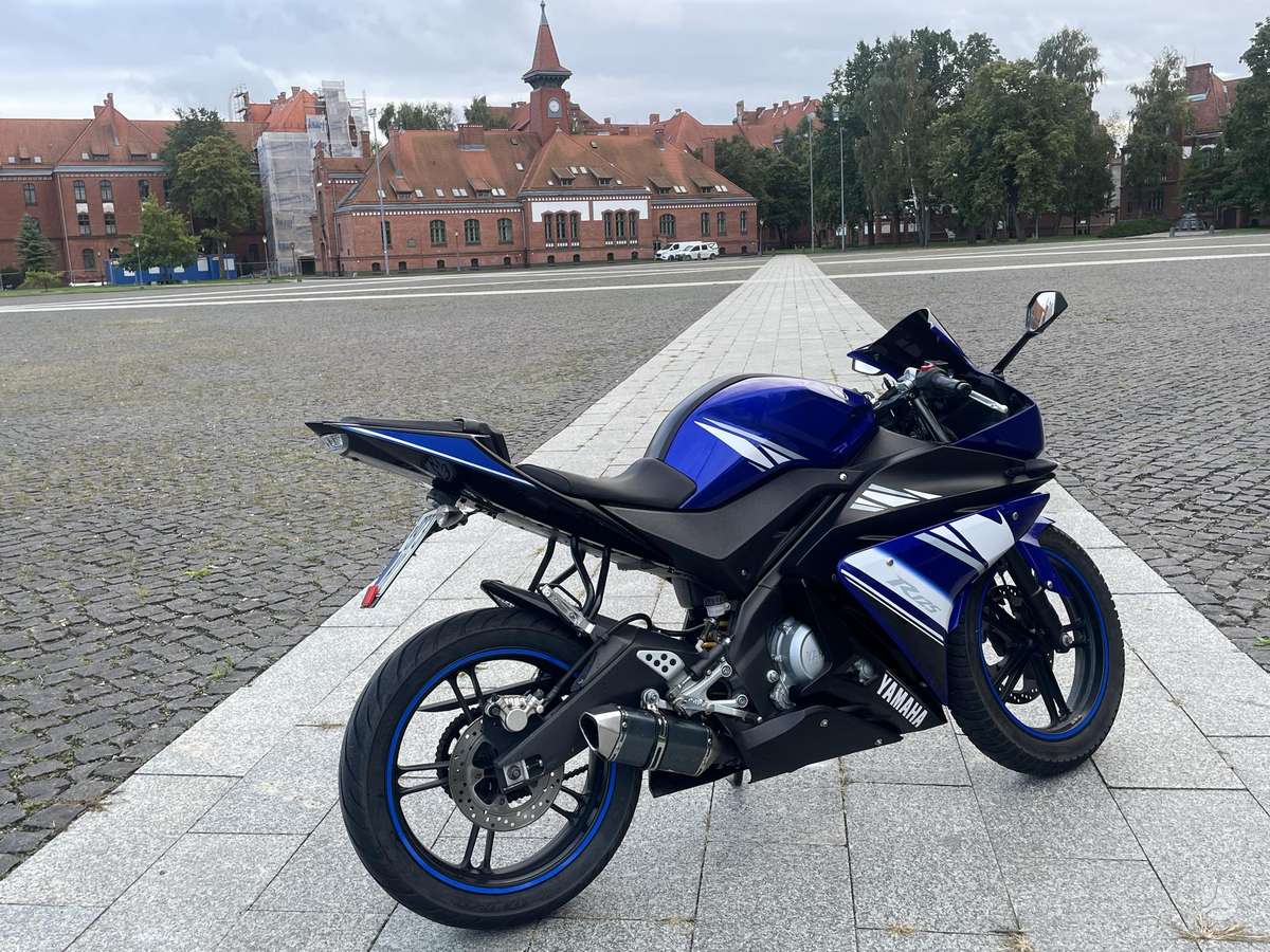 Yamaha YZF 125cc, superbikes