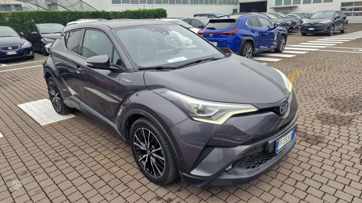 Toyota C-HR - 5