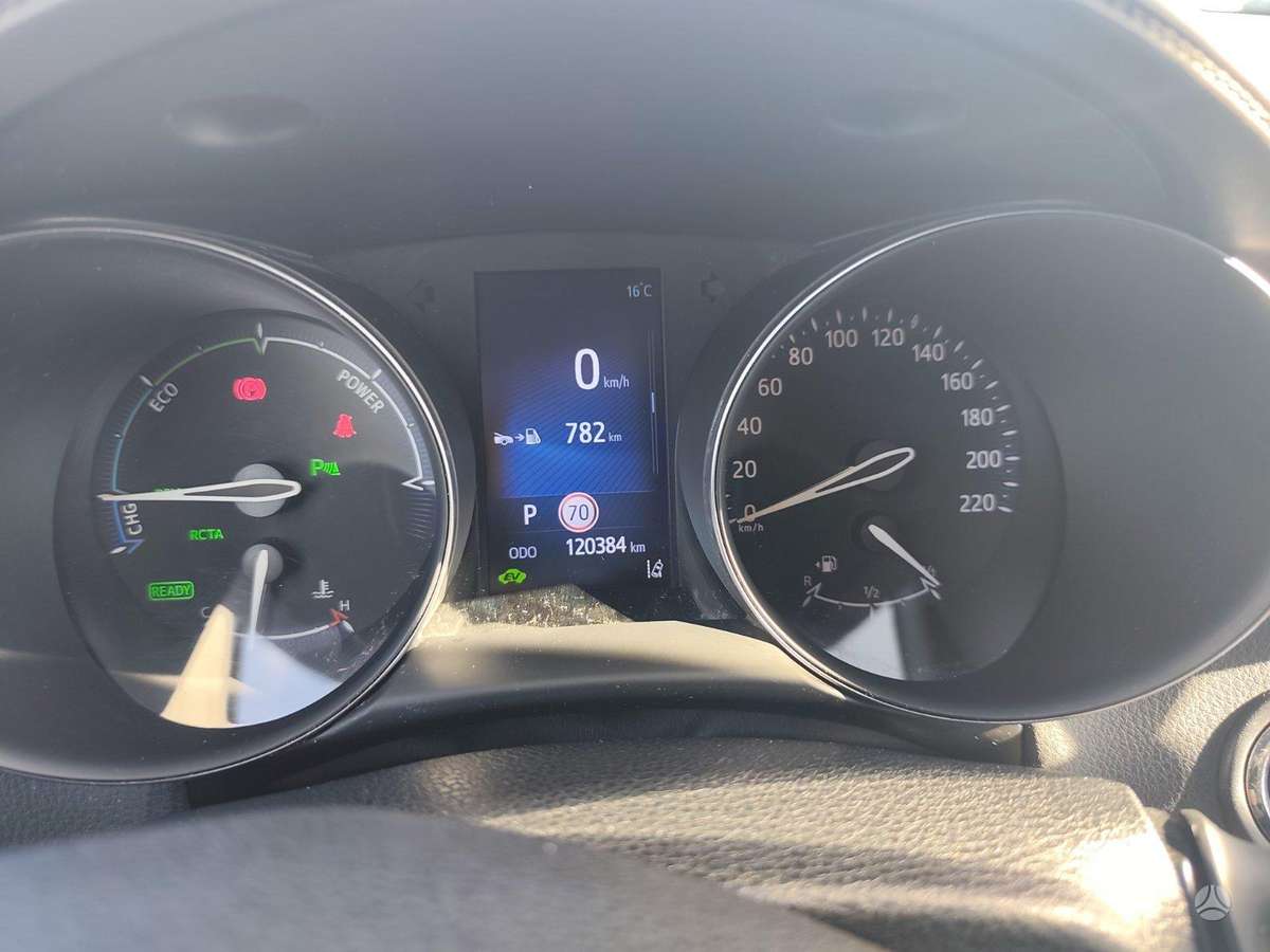 Toyota C-HR - 8