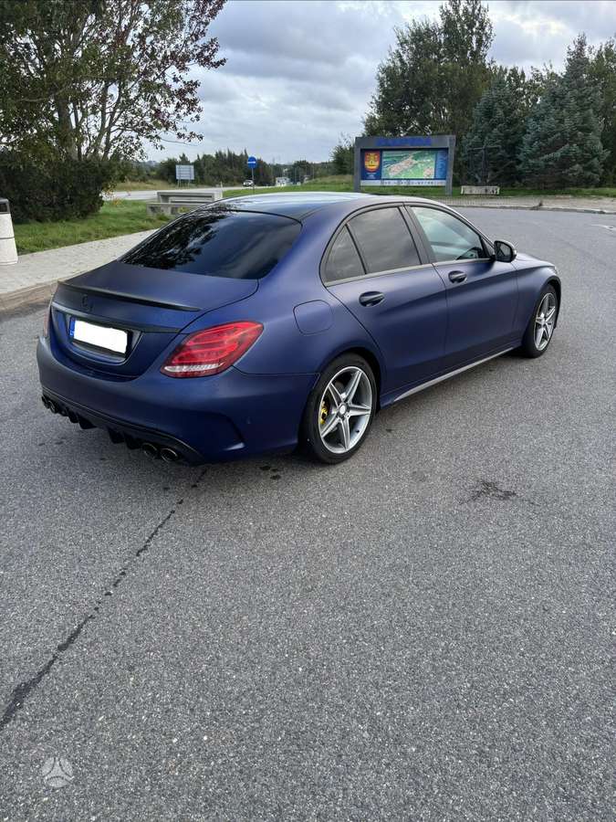 Mercedes-Benz C300 - 7