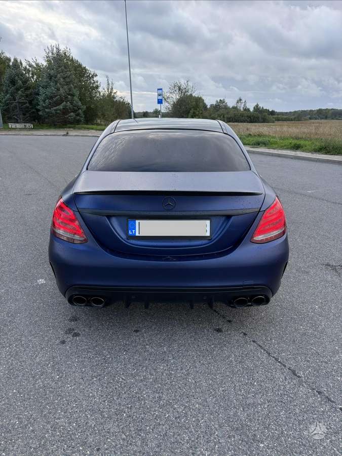 Mercedes-Benz C300 - 6