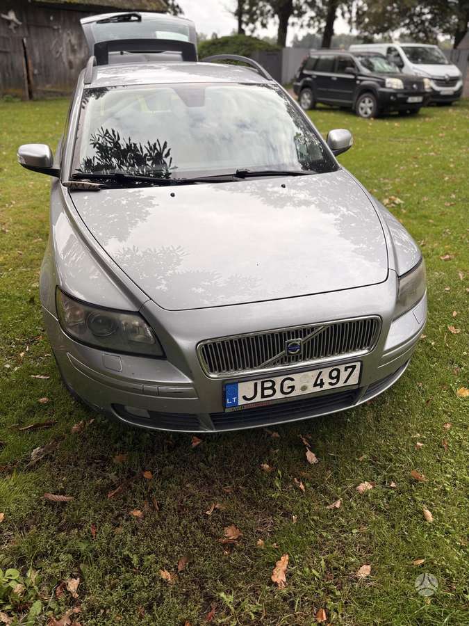 Volvo V50 - 3