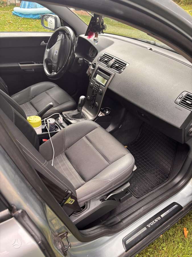 Volvo V50 - 9