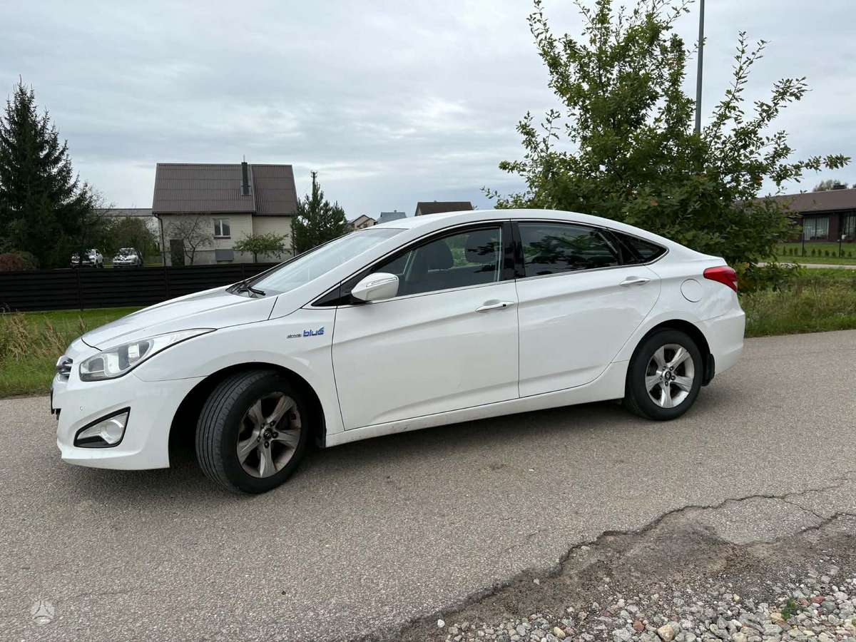 Hyundai i40 - 3