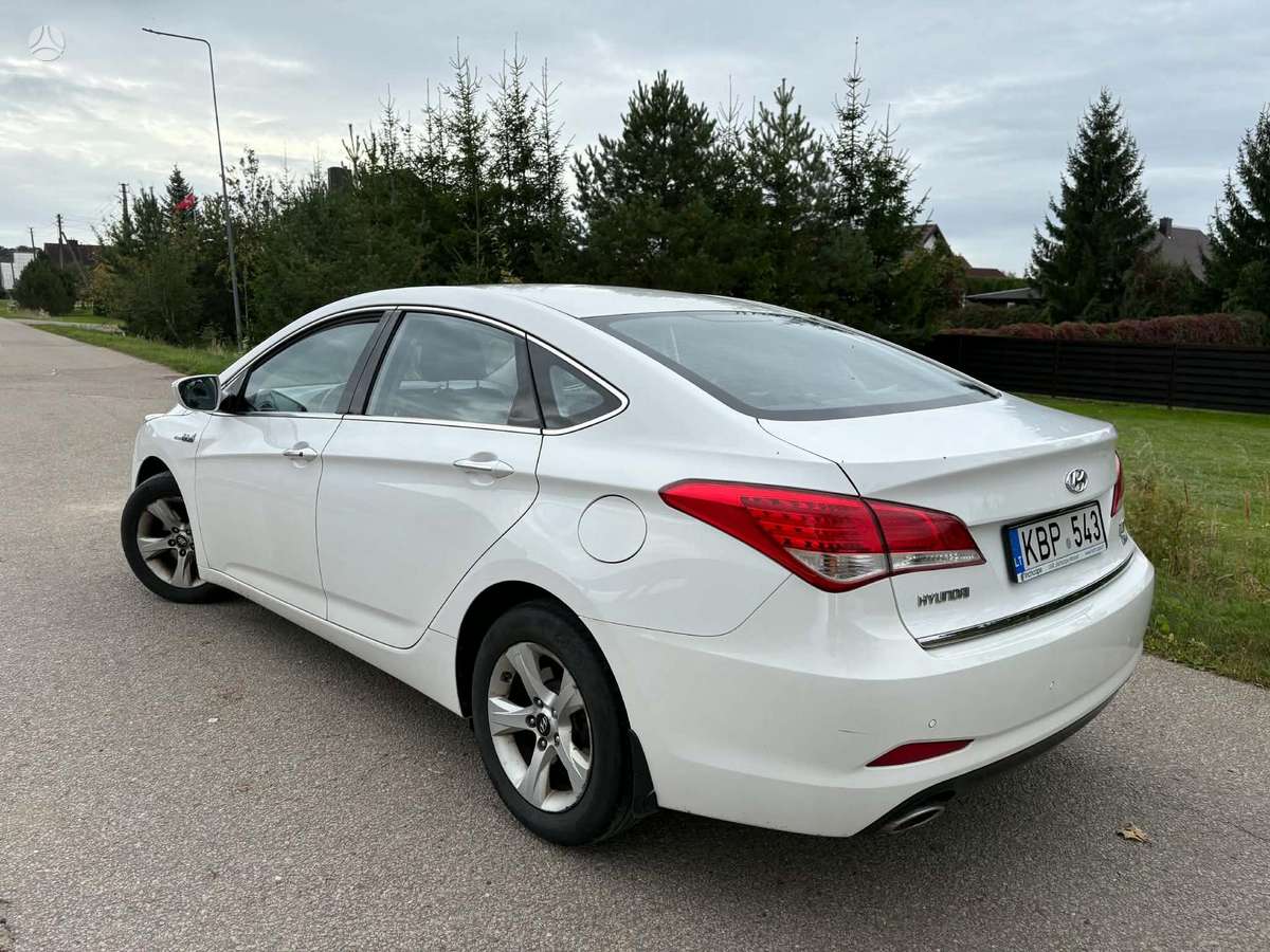 Hyundai i40 - 4