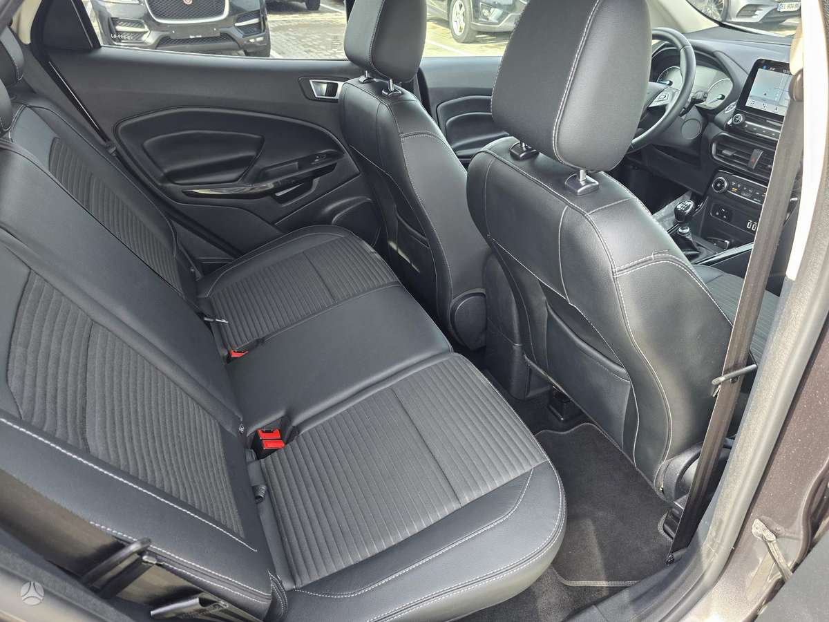 Ford EcoSport - 11