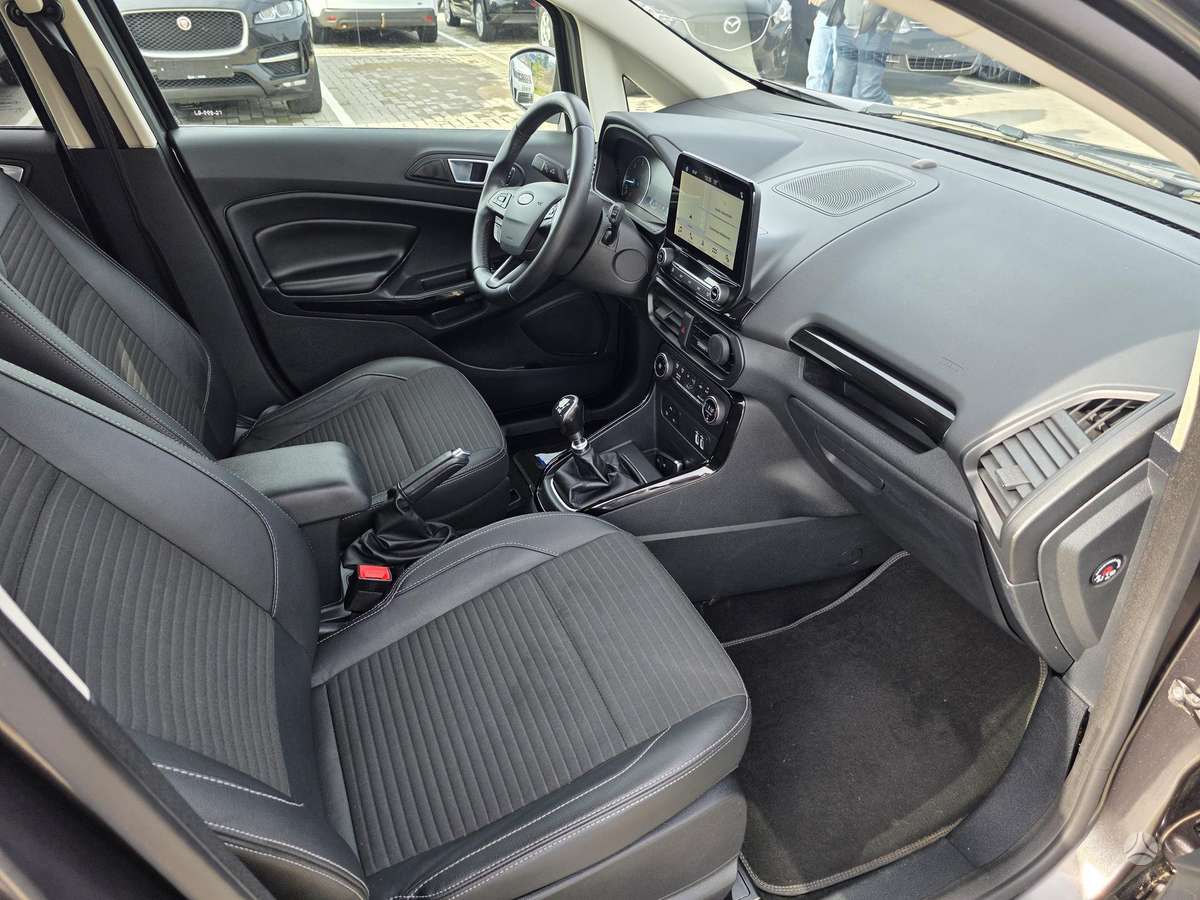 Ford EcoSport - 12
