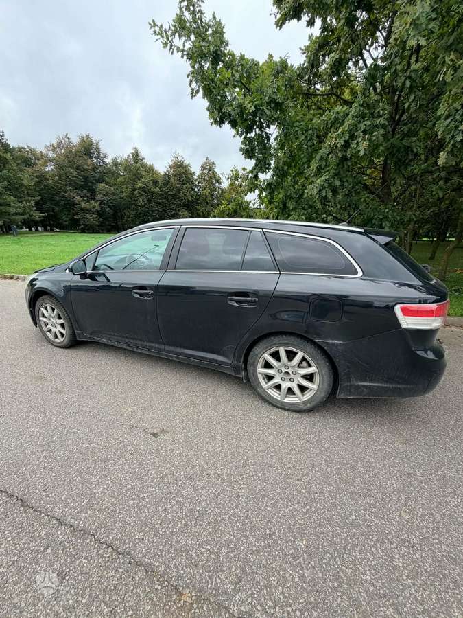 Toyota Avensis - 3