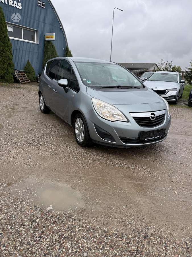Opel Meriva, 1.4 l., Минивэн