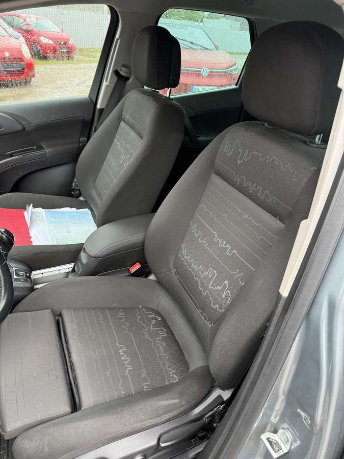 Opel Meriva - 11