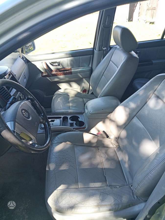 KIA Sorento - 8