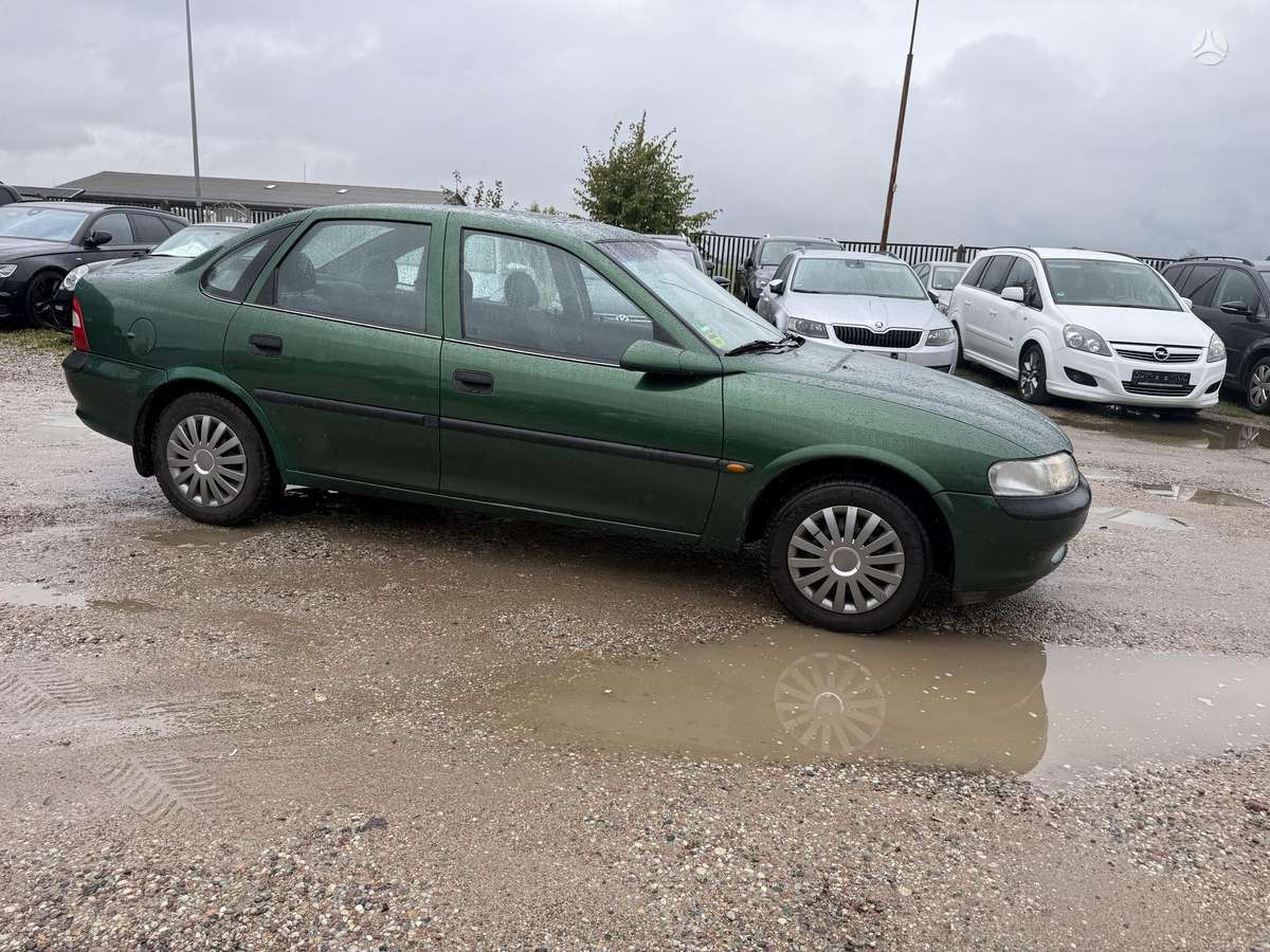 Opel Vectra - 8