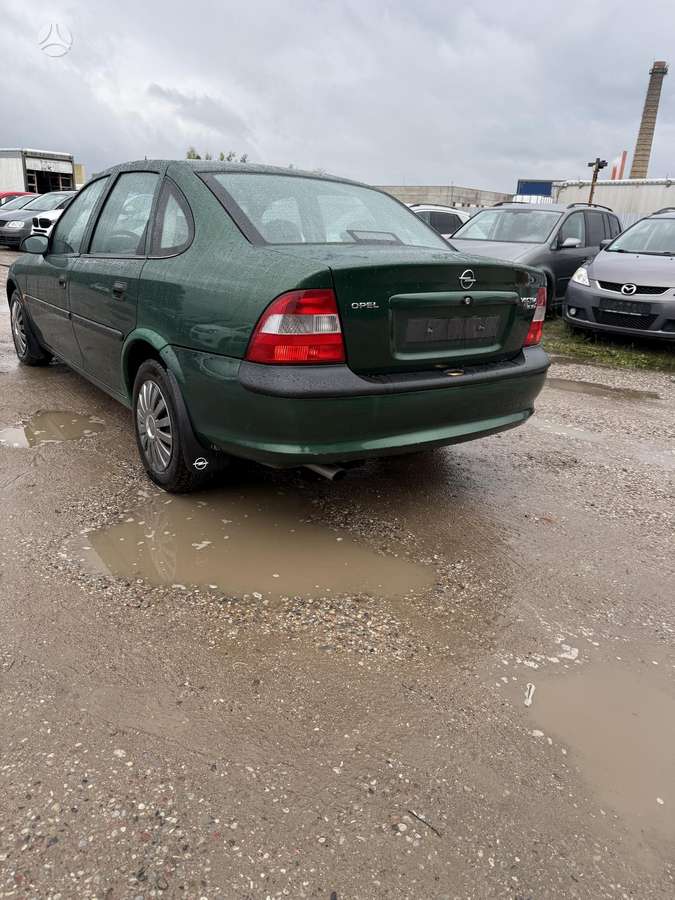 Opel Vectra - 9