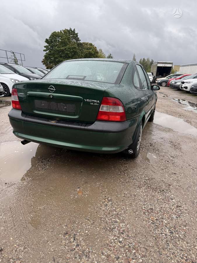 Opel Vectra - 2