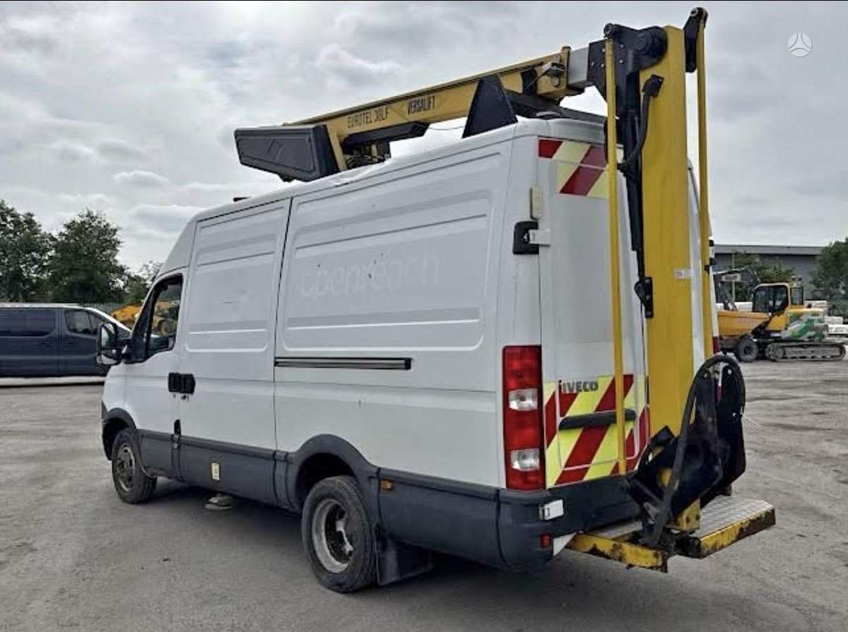 Iveco Daily 50c15, su kranu