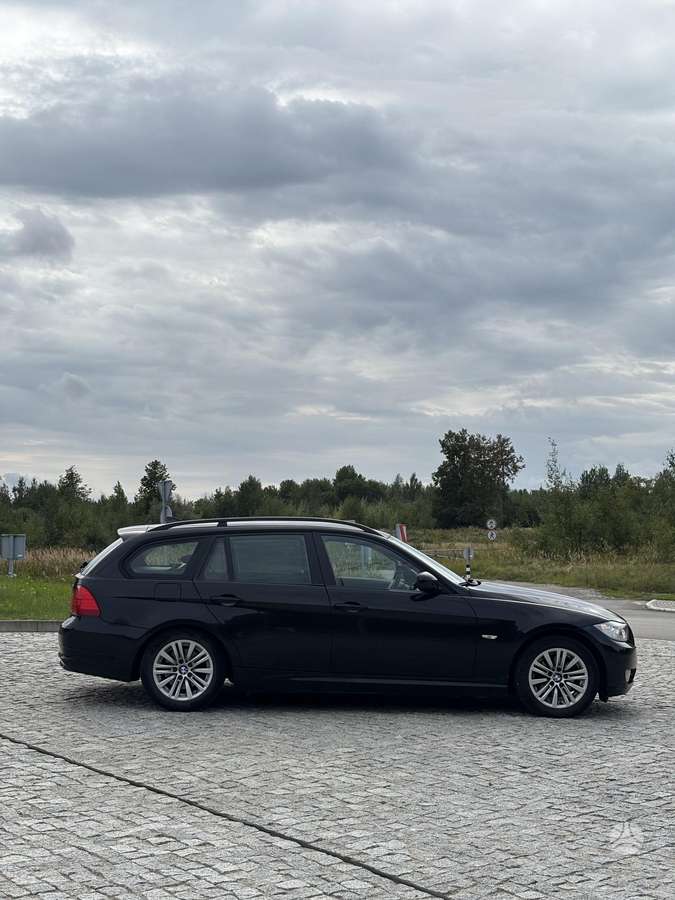BMW 318, 2.0 l., wagon