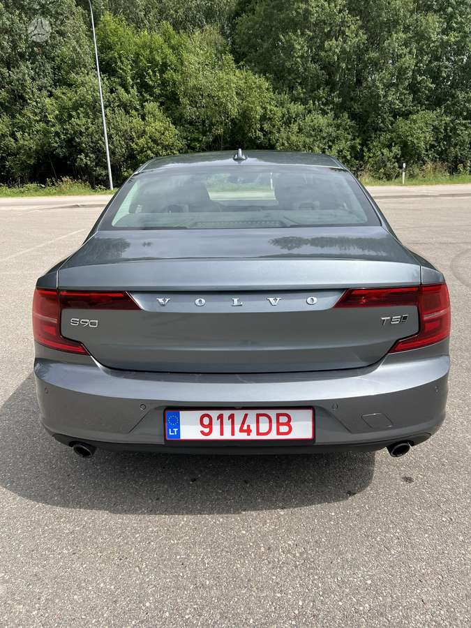 Volvo S90, 2.0 l., Седан