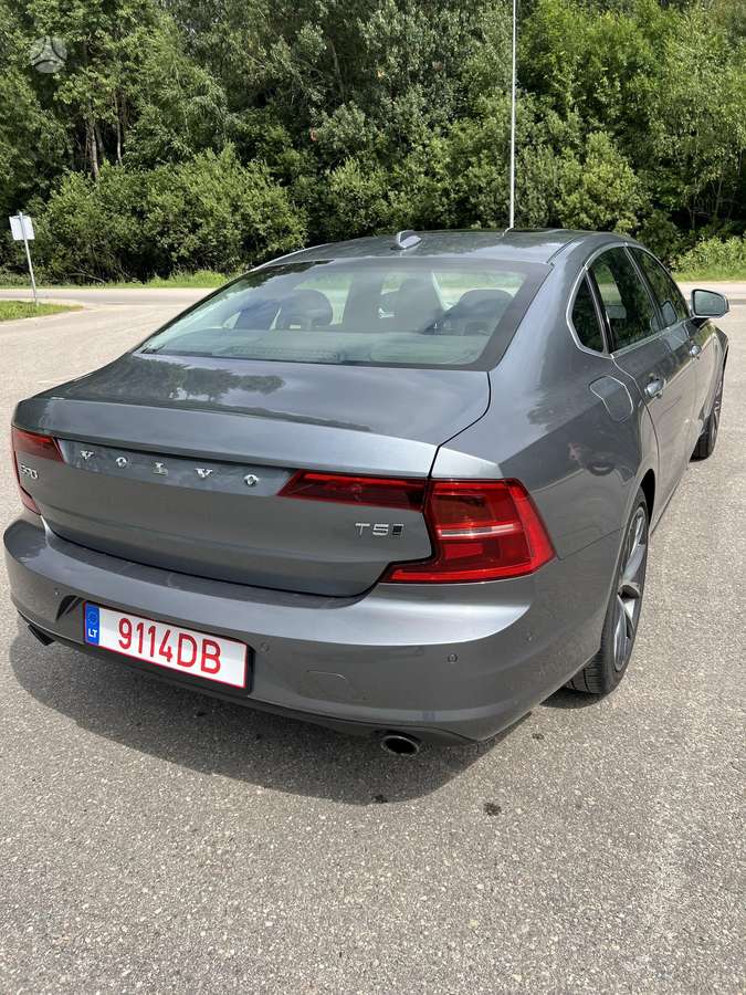 Volvo S90, 2.0 l., Седан