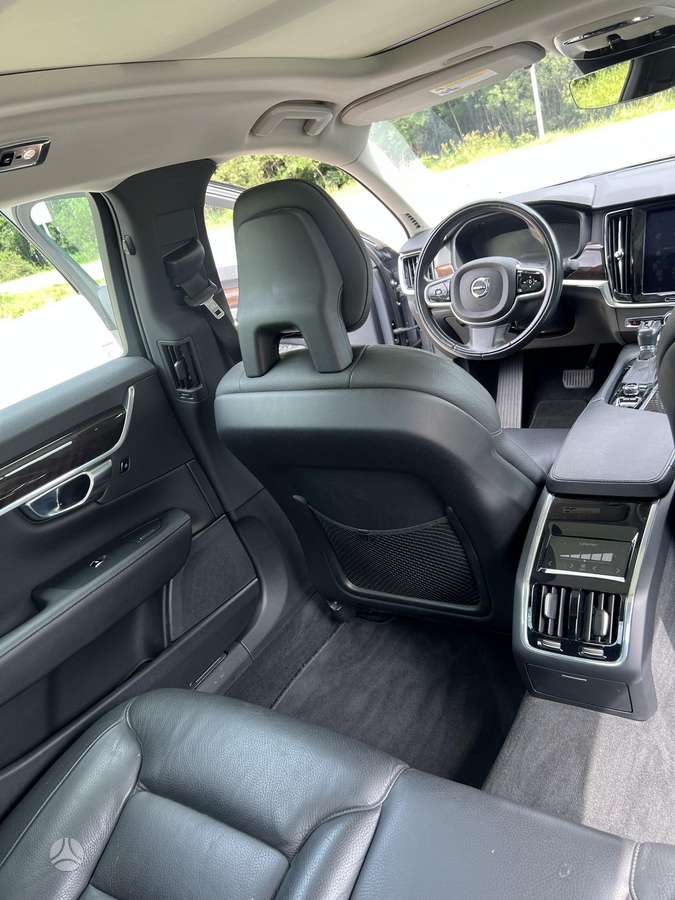 Volvo S90, 2.0 l., Седан