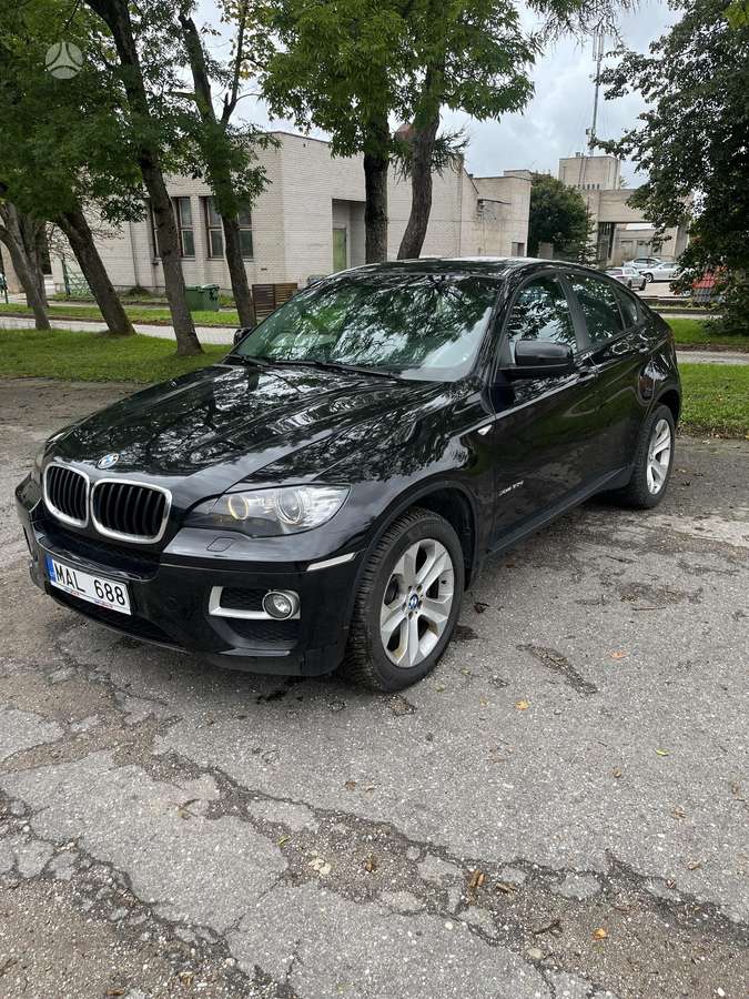 BMW X6, 3.0 l., hatchback