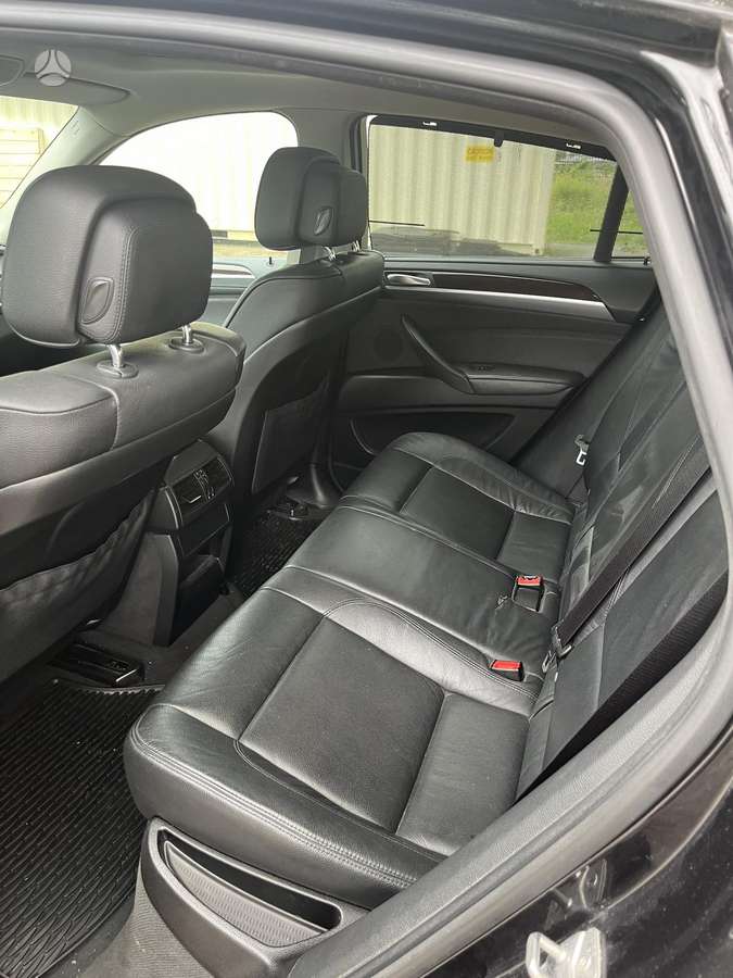 BMW X6, 3.0 l., Хэтчбек