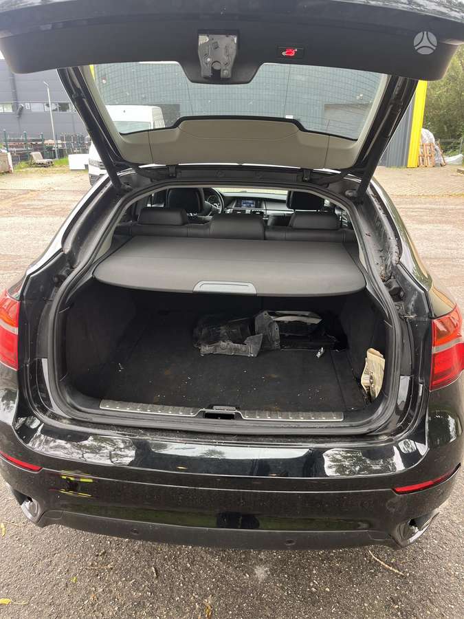 BMW X6, 3.0 l., Хэтчбек